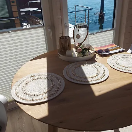 Casa de Férias Neu!!! Hausboot Sommerhuset Heiligenhafen